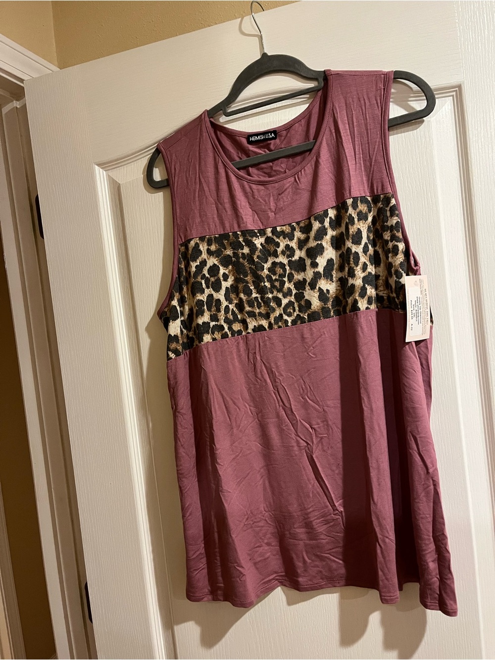 Hannah Dusty Rose Tank with Leopard Accent
